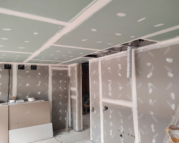 Obra de una Vivienda unifamiliar aislada en Vidreres