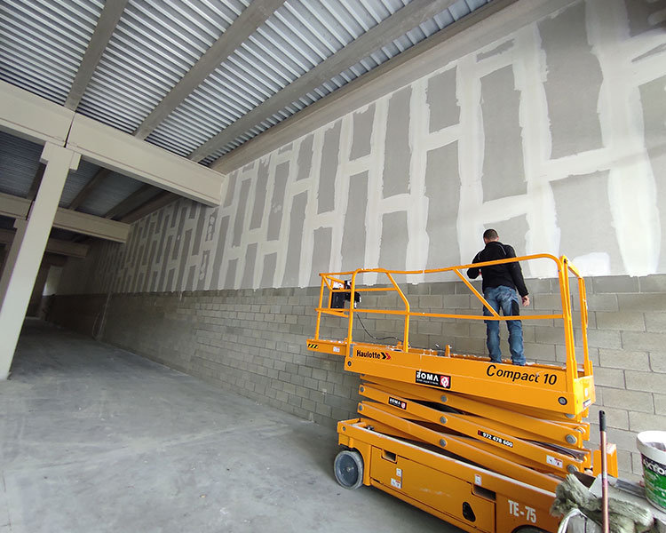 Obra nave industrial, cerramientos de protección frente al fuego