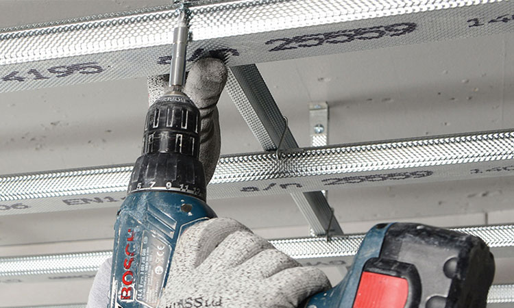 Instalación de sistemas de Pladur en Rubí. Tabiques, techos, aislamientos térmicos y acústicos, protecciones pasivas contra el fuego, reformas y decoración con Pladur. Conoce nuestros servicios.