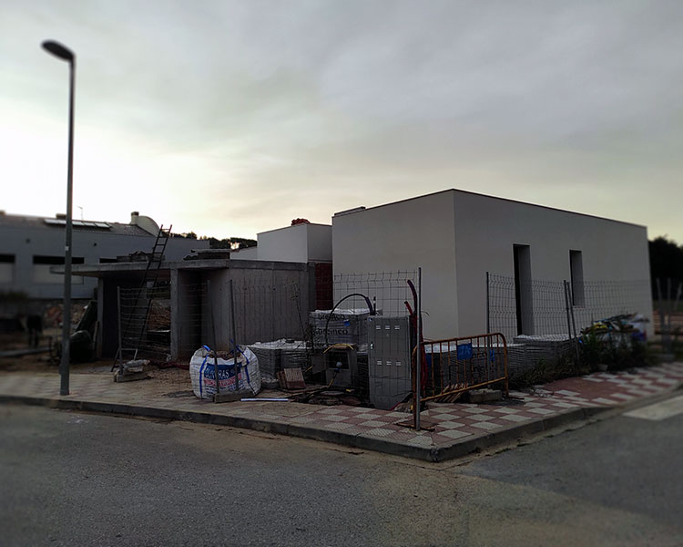 Obra una vivienda unifamiliar aislada en Quart