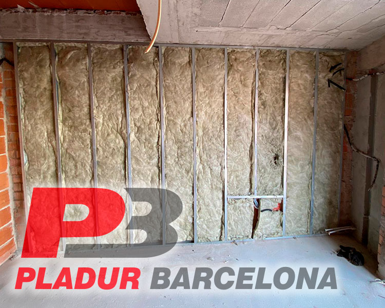 Instalación de trasdosados de pladur